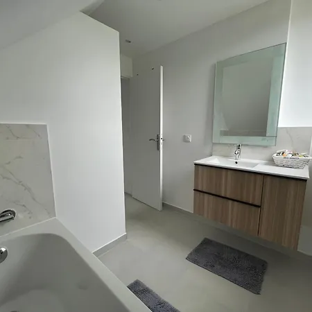 4 Couchages Possibilite 6 Apartment Garancieres